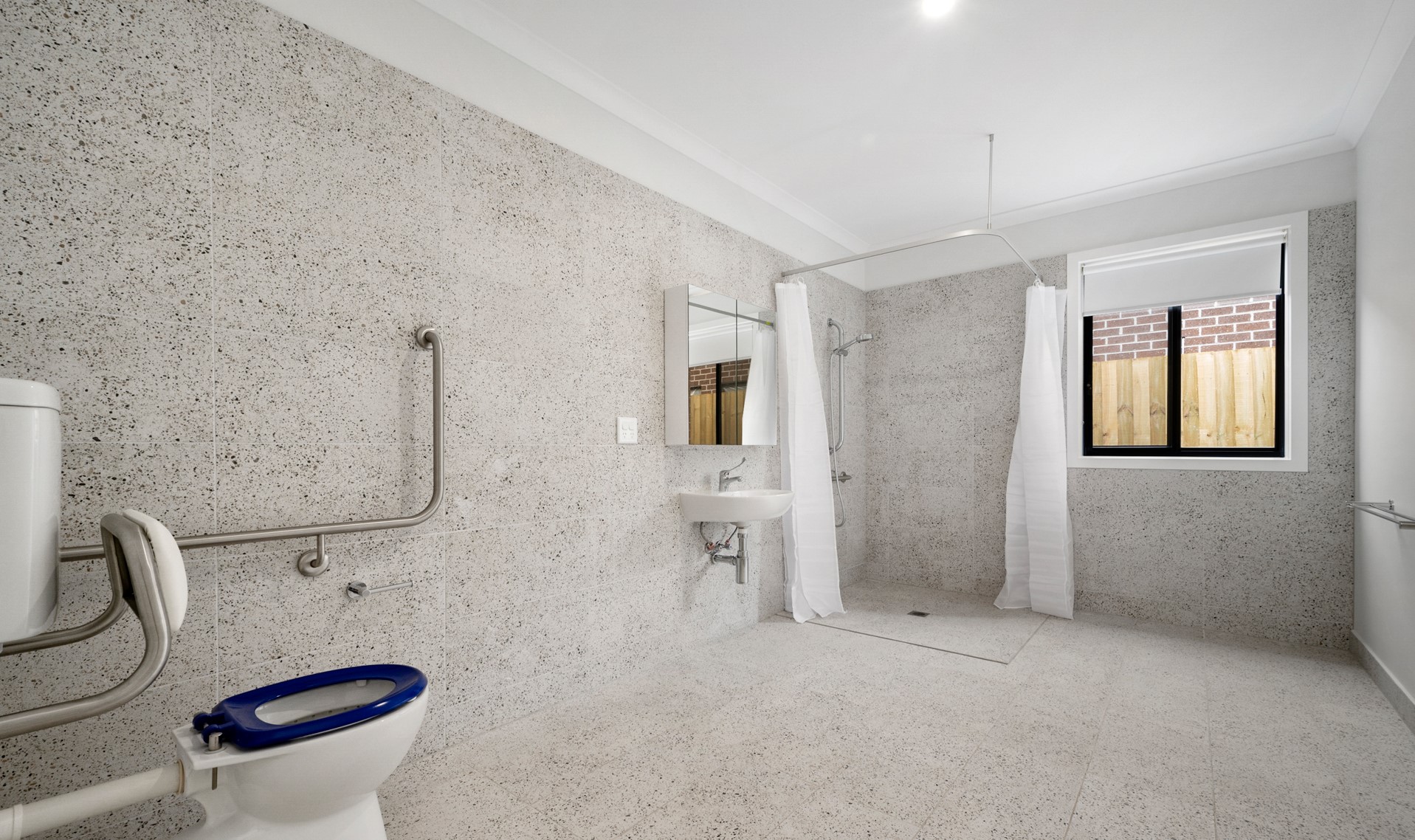 Spacious & Luxurious 3 - Brand New & Perfectly Located! — Home image 2