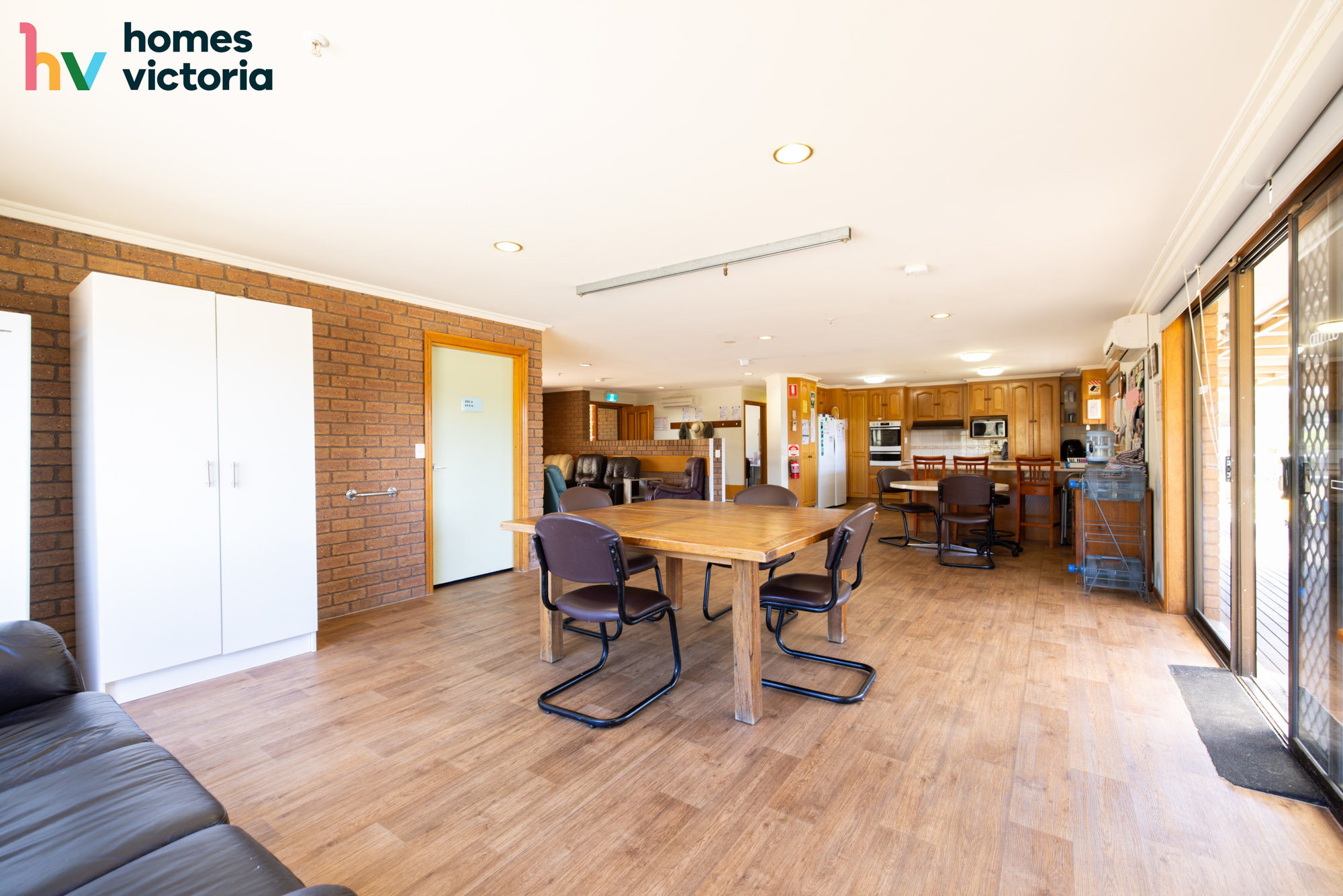 Spacious home in tranquil and private location — Home image 3