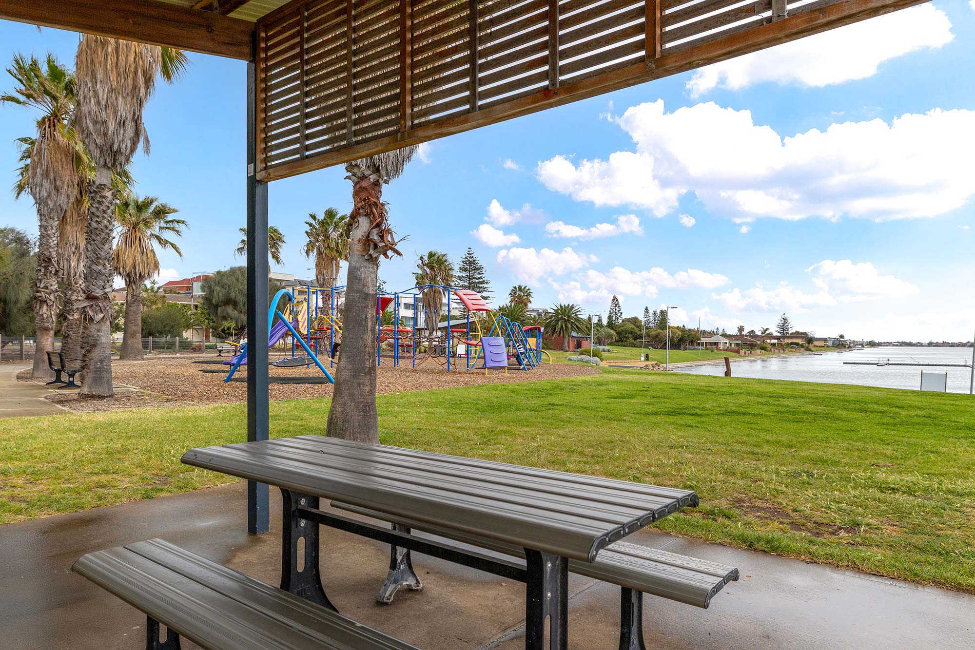 Live in Seaton, a stone's throw from some of Adelaide's best beaches — Home image 21