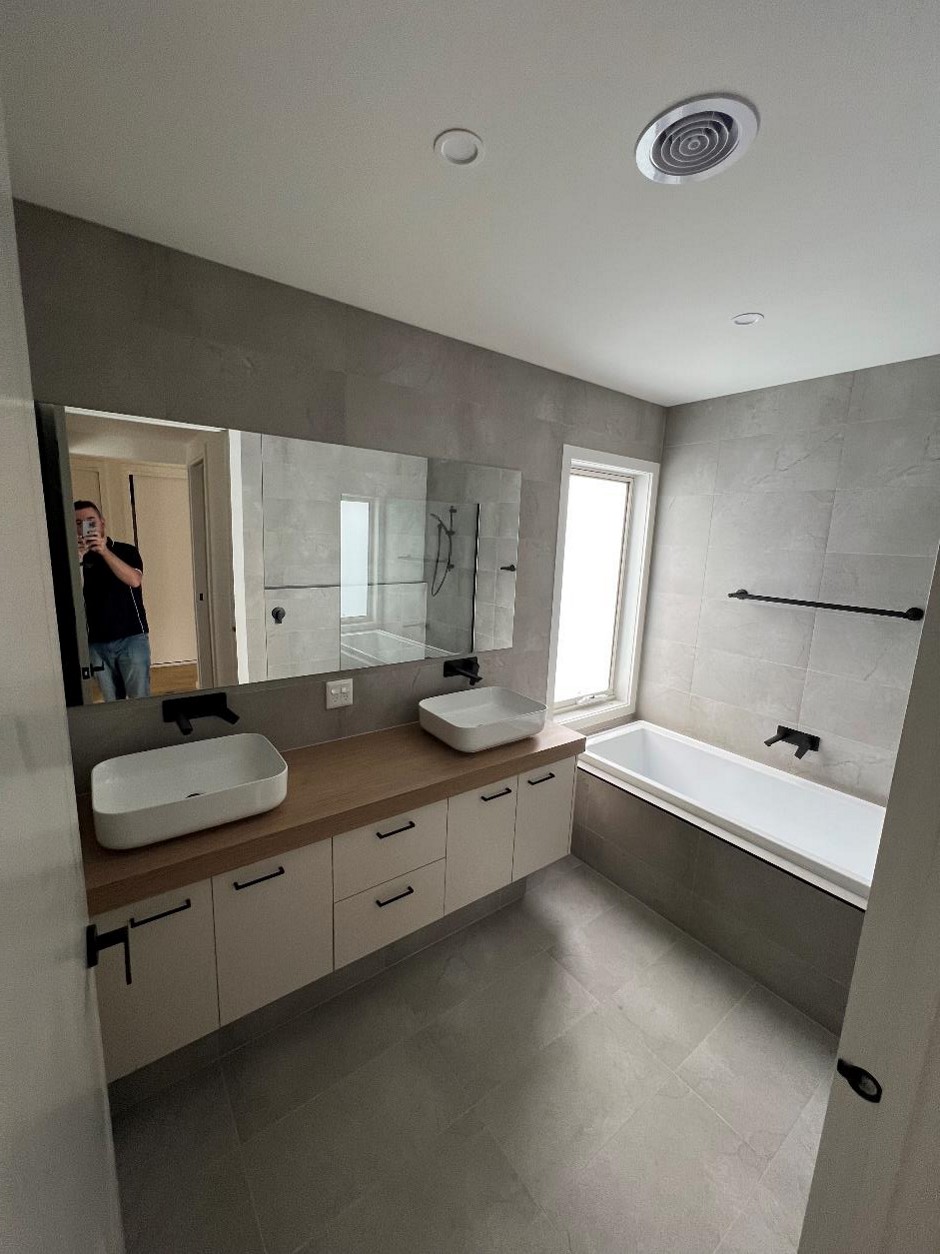 Improved Livability home in Alfredton — Home image 2