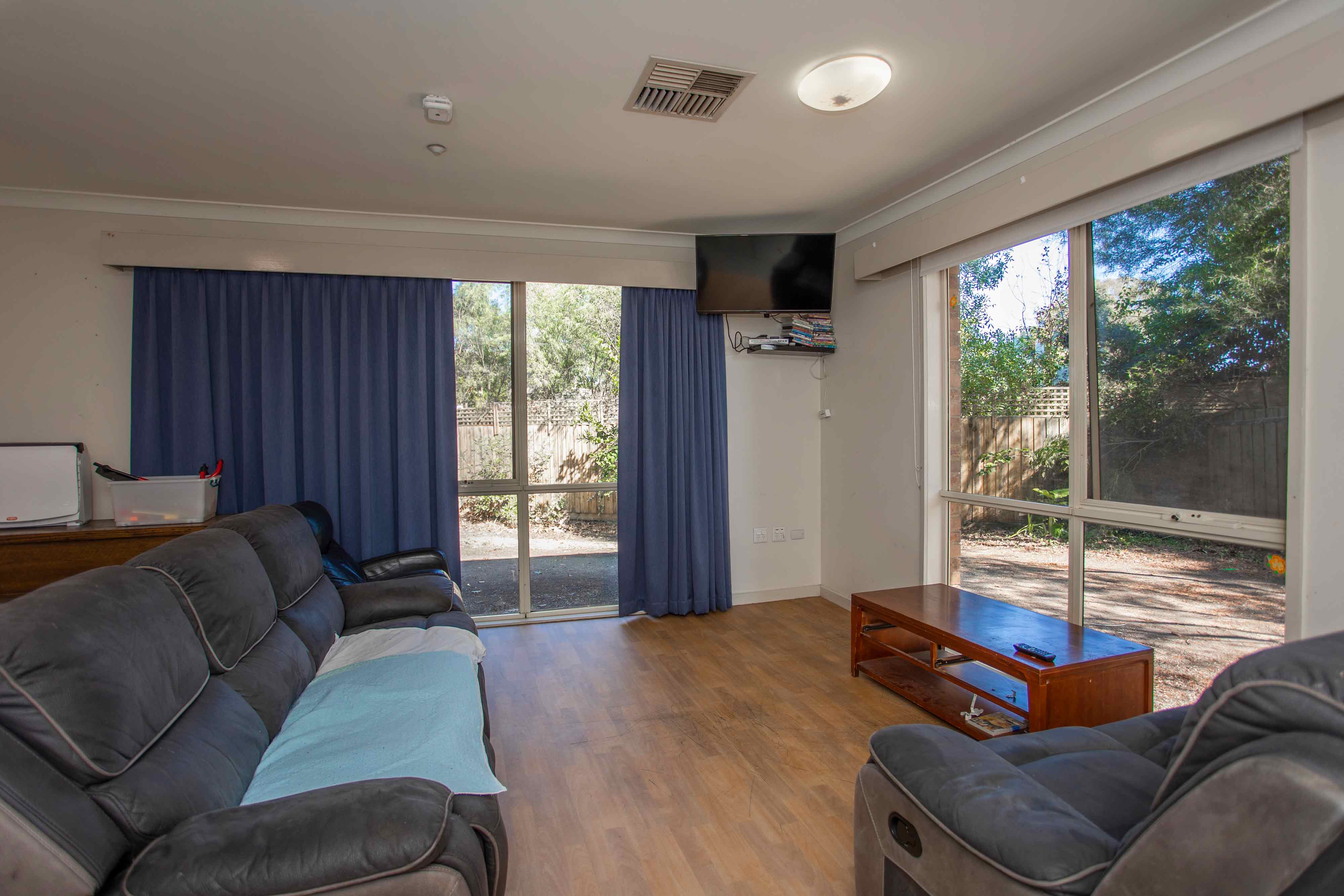 Quality supports delivered in this perfectly located Mooroolbark home — Home image 2