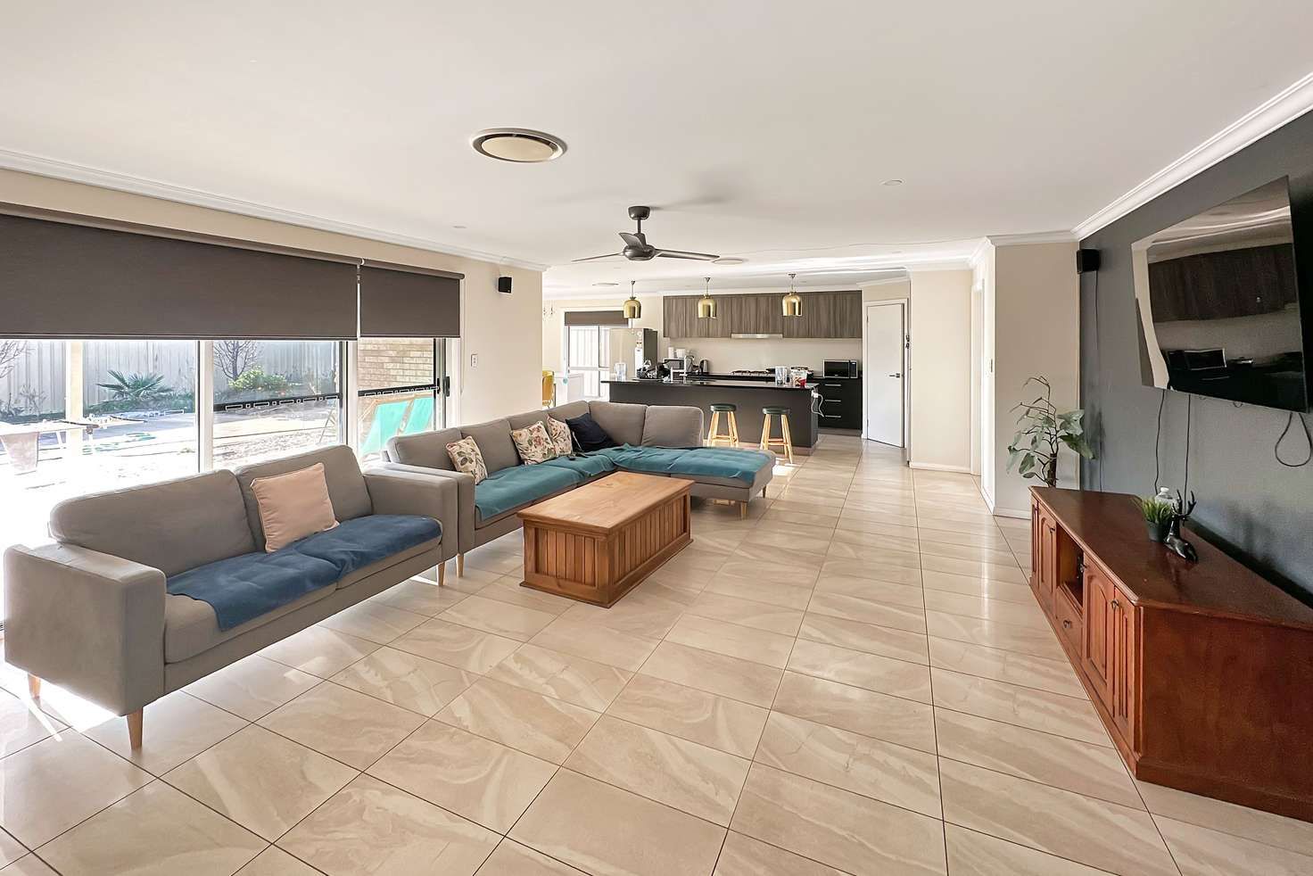 DUBBO - Lovely, Modern Styled Home! in Dubbo