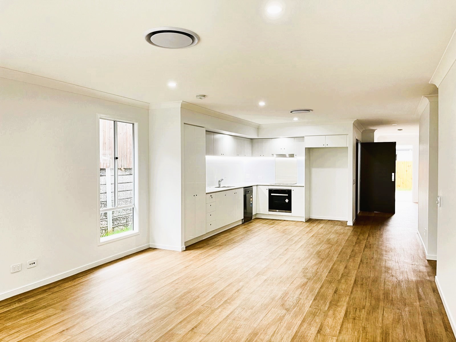 Brand New Robust SDA -Just 10 Mins to Caboolture Hospital — Home image 4