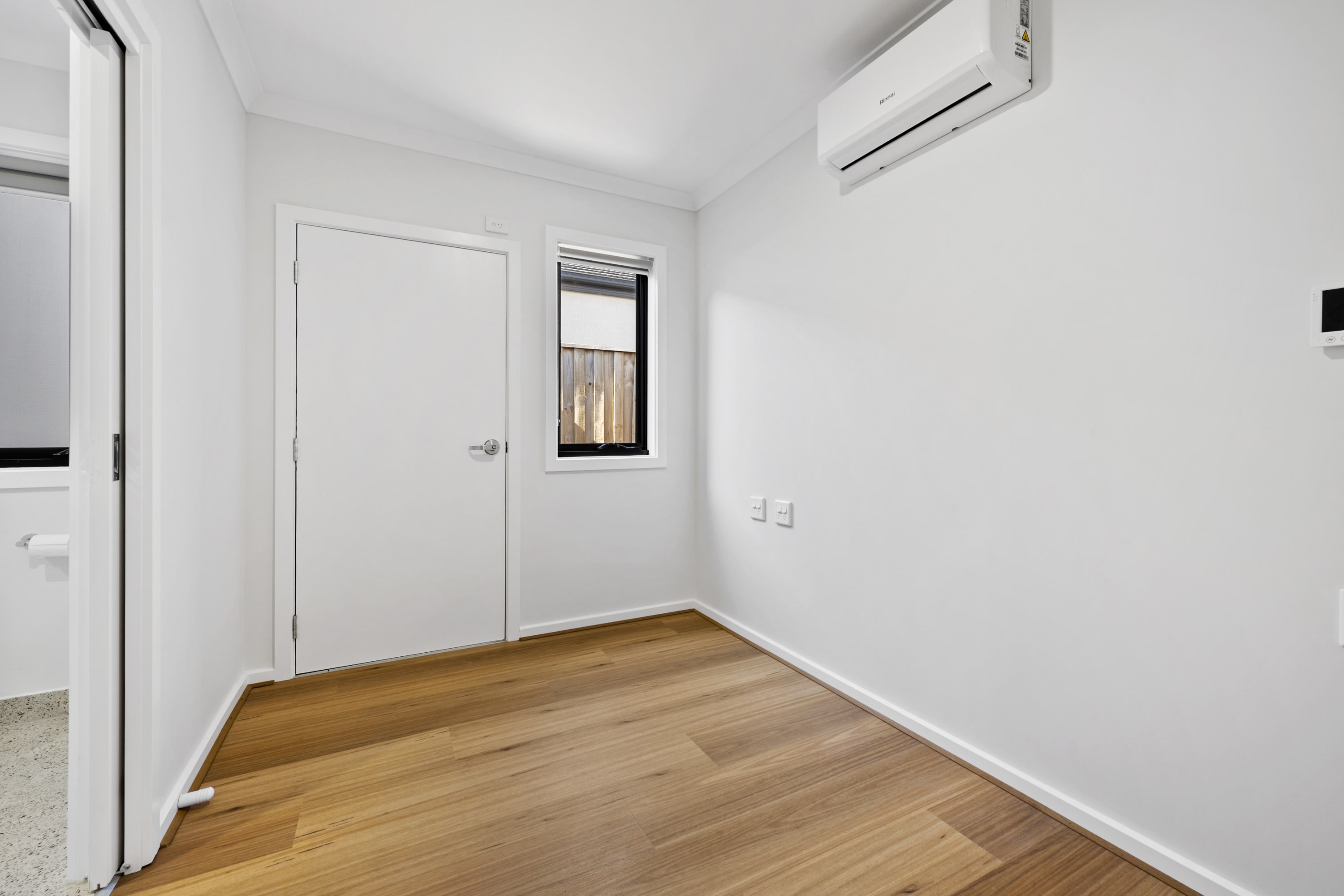 ROBUST SDA 2+OOA - HOUSE AVAILABLE IN CRANBOURNE WEST — Home image 2
