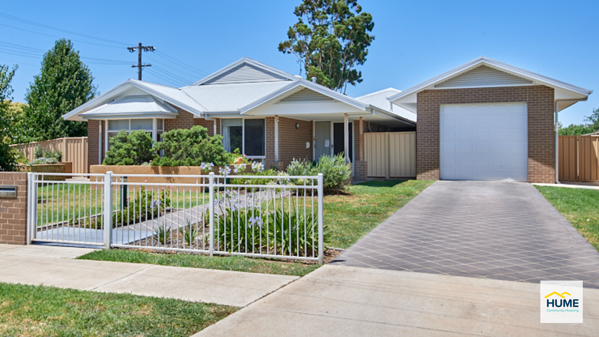 Disability House In The Heart of Town, Lake Albert NSW 2650 in Lake Albert