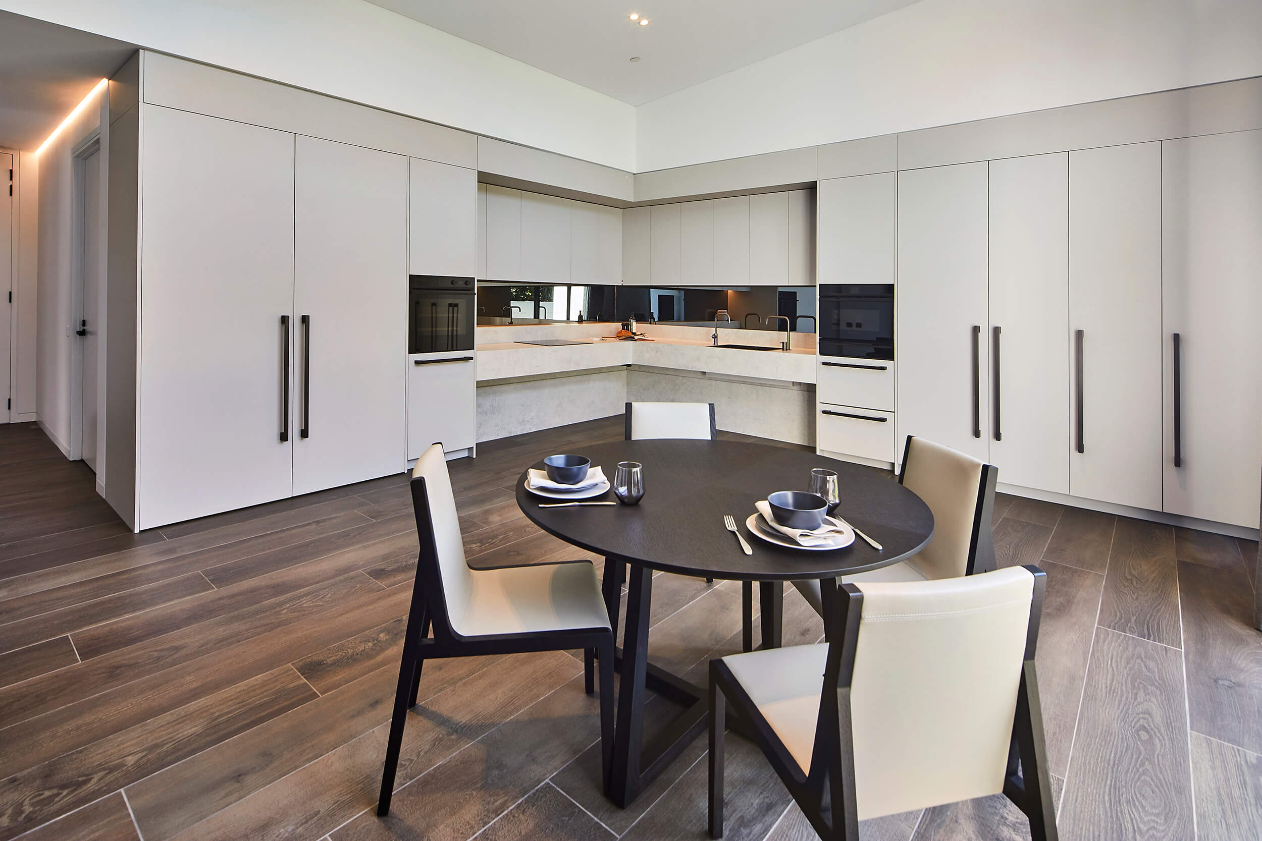 2 Bedroom Shared Home, Hamlyn Heights — Home image 3
