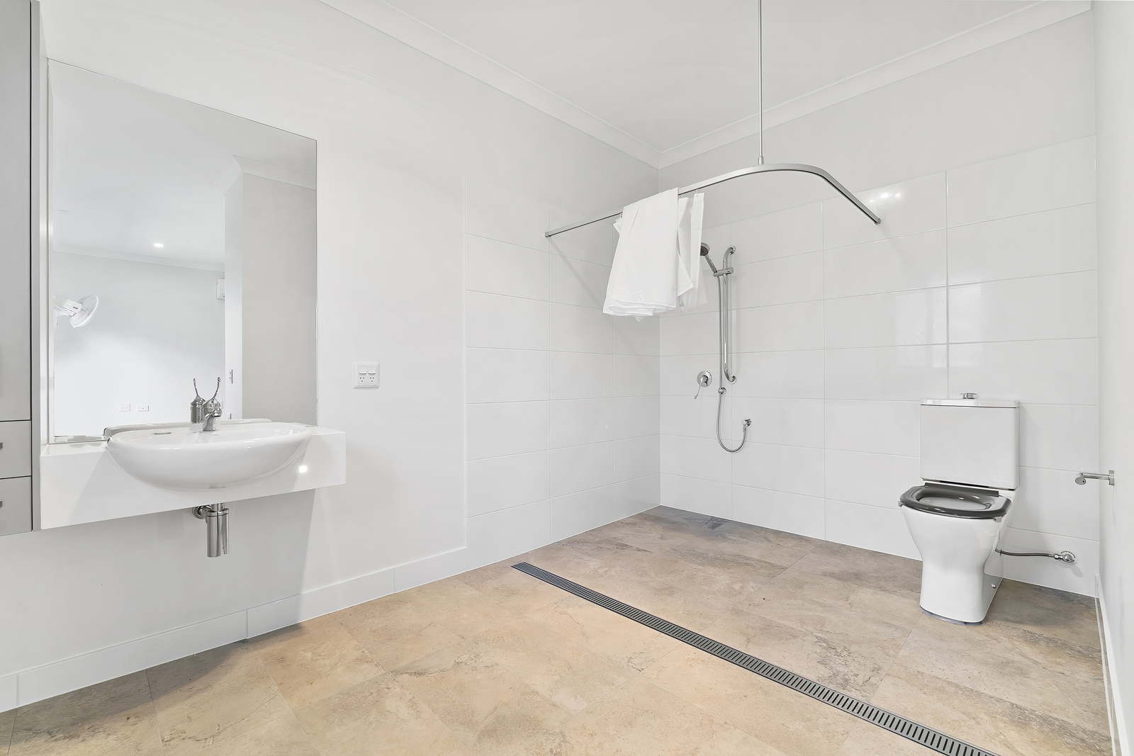 BANYA QLD – HIGH PHYSICAL SUPPORT SDA HOME IN THE AURA COMMUNITY — Home image 9