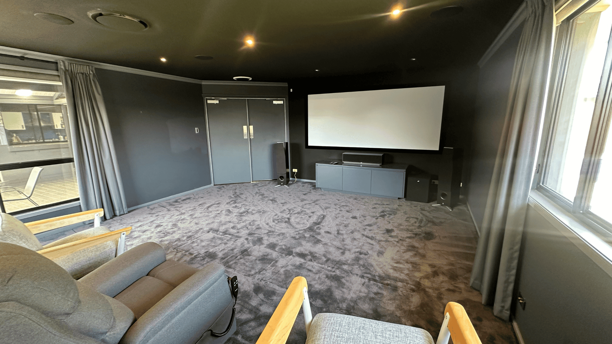 Comfortable 3 bedroom property in Moorebank in Moorebank