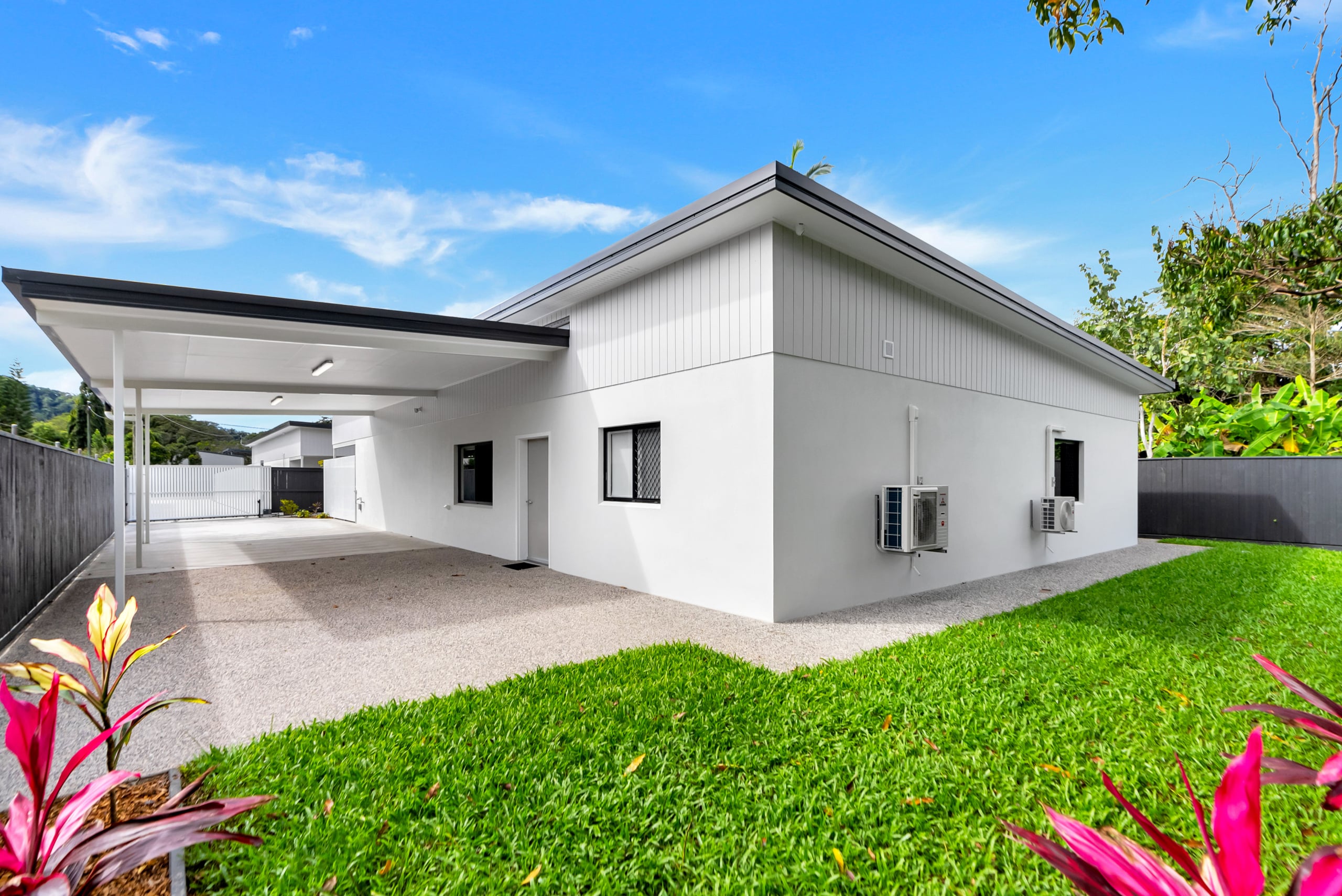 Mossman SDA – close to everything! — Home image 2