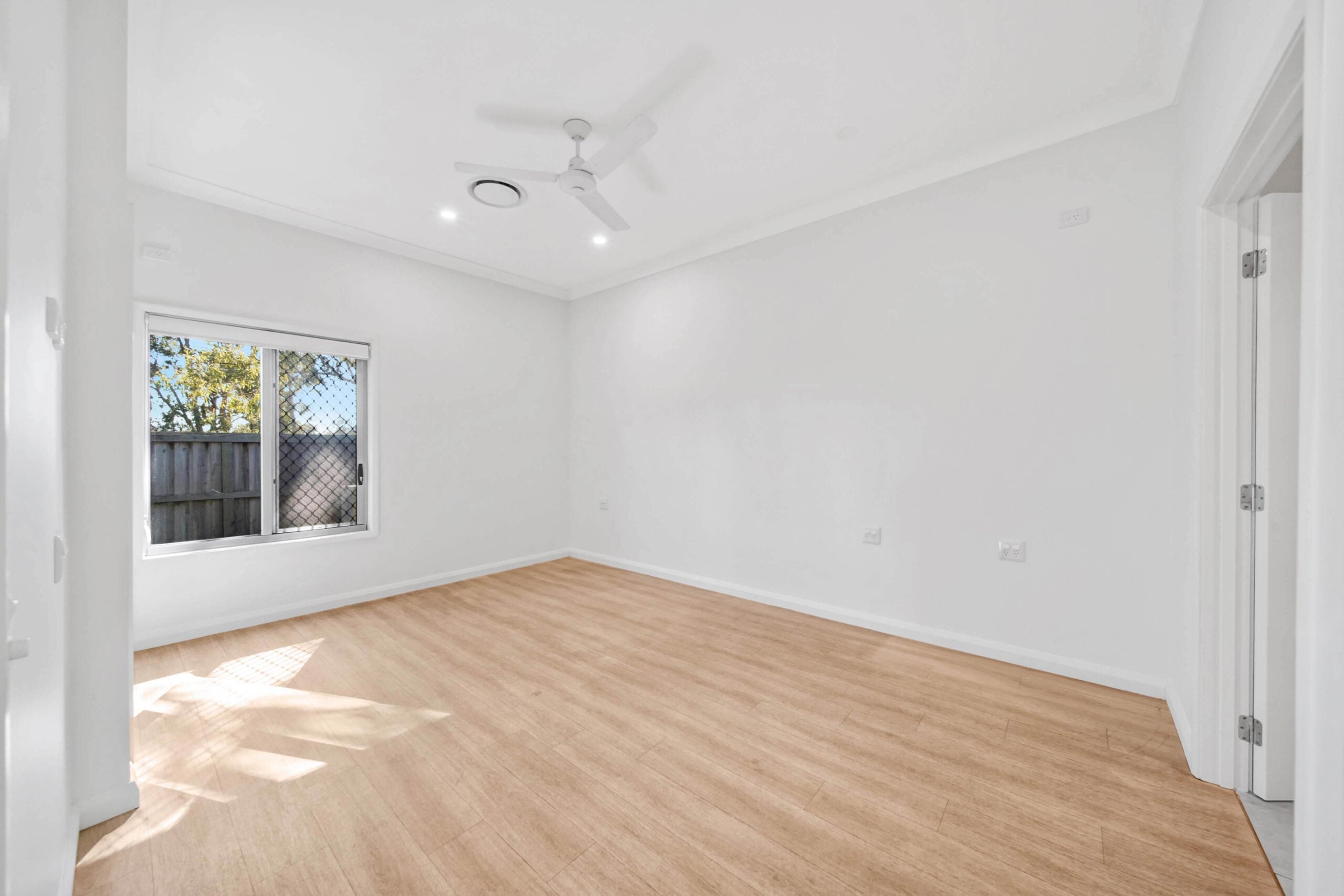 21/8 Hazelnut Court, Loganlea QLD 4131 — Home image 4
