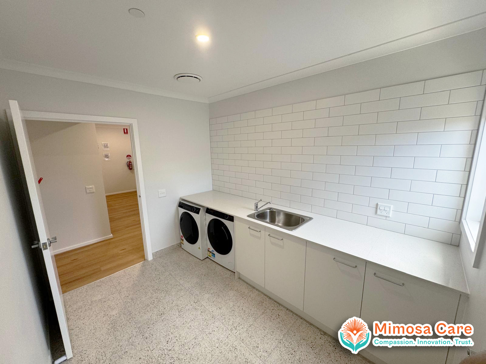 HPS SDA 3 BEDROOM HOUSE AVAILABLE IN ST. ALBANS — Home image 4