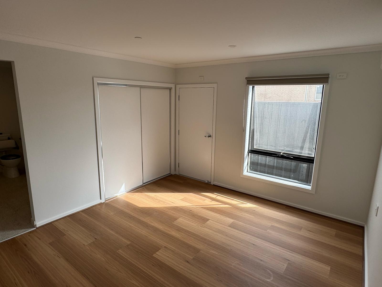 HPS SDA 3 BEDROOM HOUSE AVAILABLE IN ST. ALBANS — Home image 8