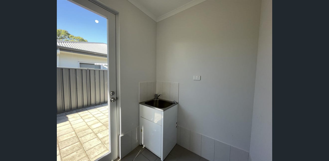 House in Sturt with 18 year old female housmate! — Home image 5