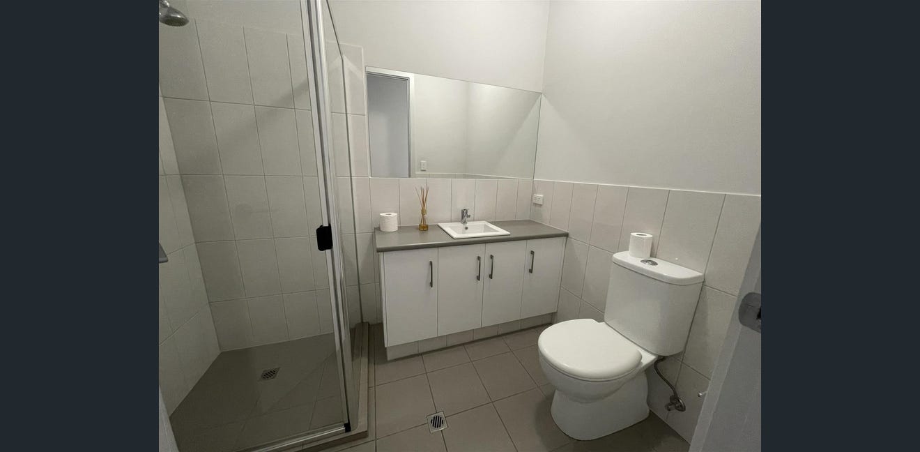 House in Sturt with 18 year old female housmate! — Home image 7