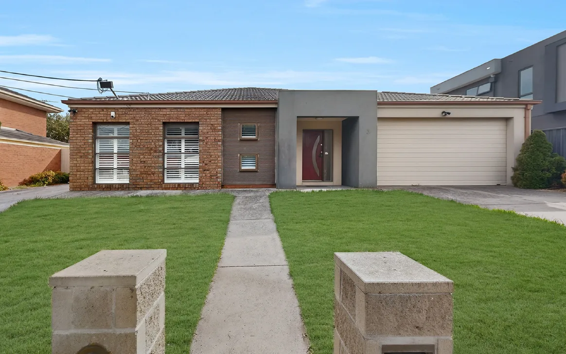 Charming SIL Home in Bentleigh VIC -MTA Available! in Bentleigh