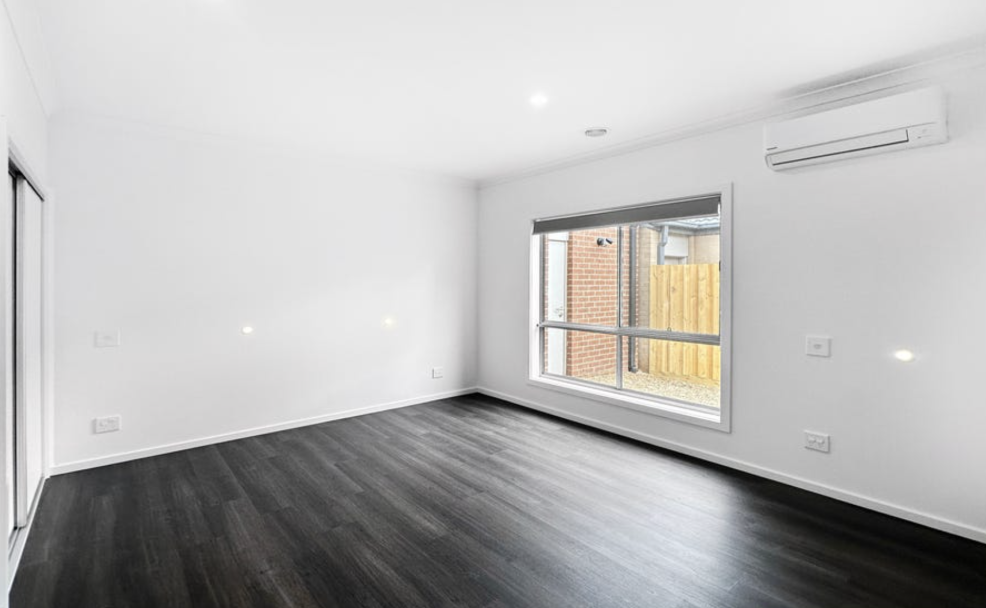 3 BR 2 RES Robust SDA House with OOA – Darley VIC — Home image 5