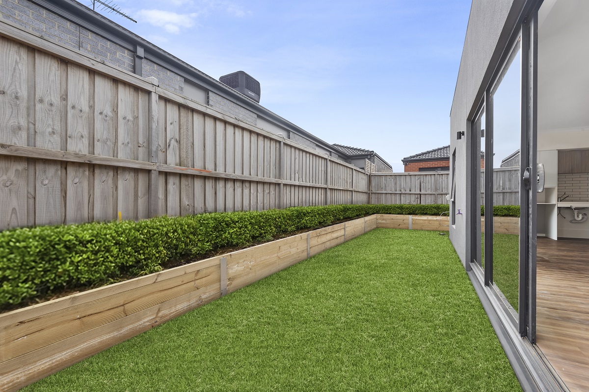 Prime Location Situated at Surf Coast Highway — Home image 5