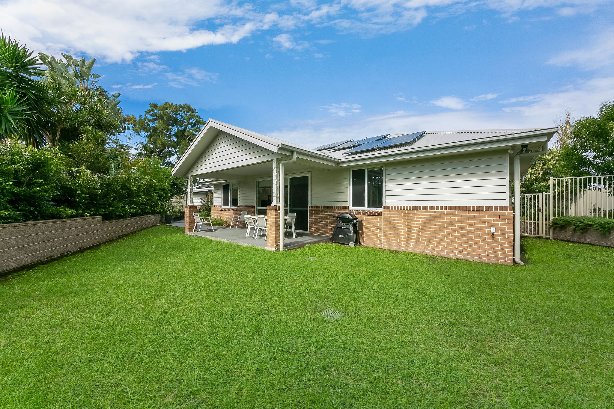 Accessible living near Shellharbour Beach - available now! — Home image 8