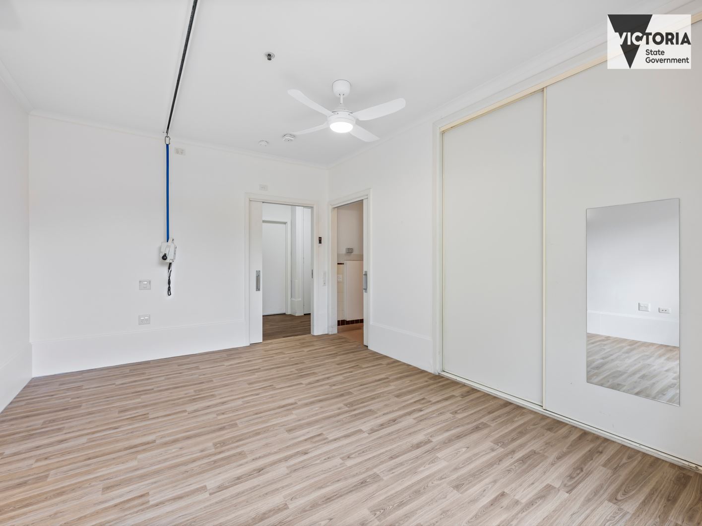 Room available in spacious Fully Accessible Croydon home — Home image 9