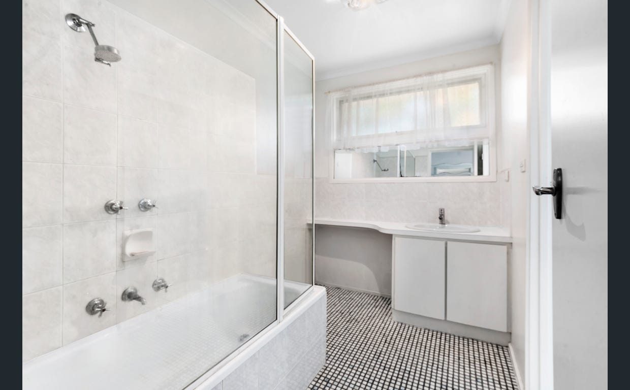 New SIL Home in Clarinda — Home image 6