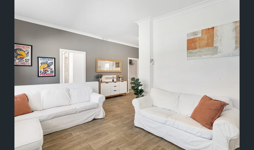 SIL house in Salisbury - FULLY FURNISHED and AVAILABLE NOW — Home image 4