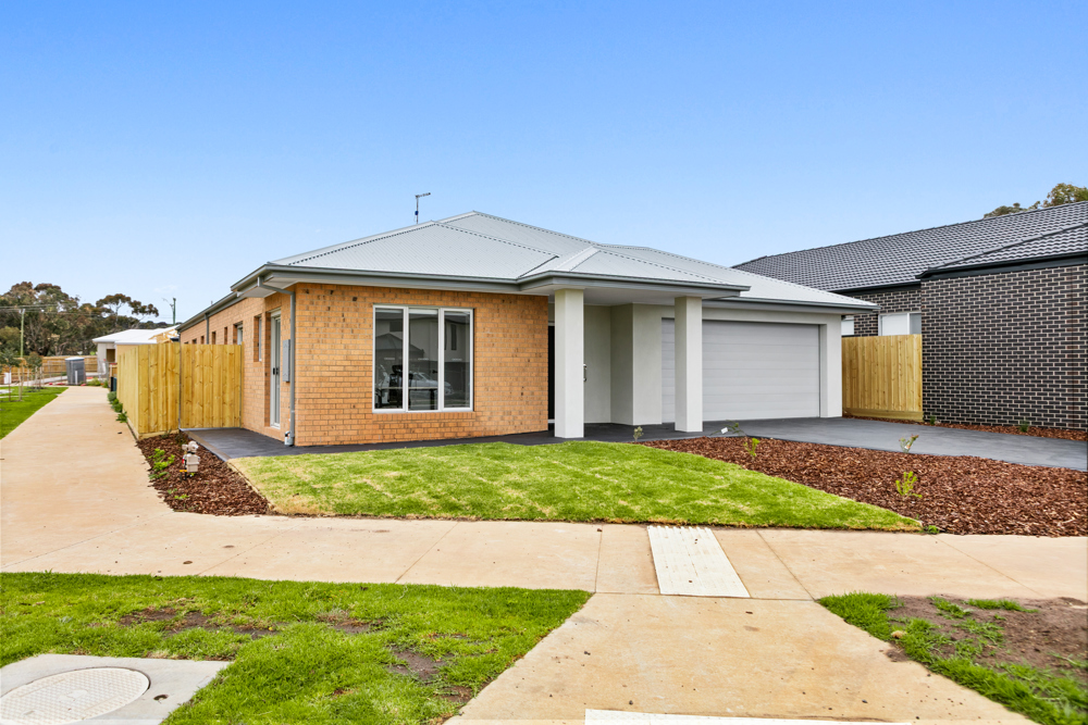 Robust SDA Home | Two Independent Spaces on One Title | Fully Furnished | Wheelchair-Friendly in Maddingley