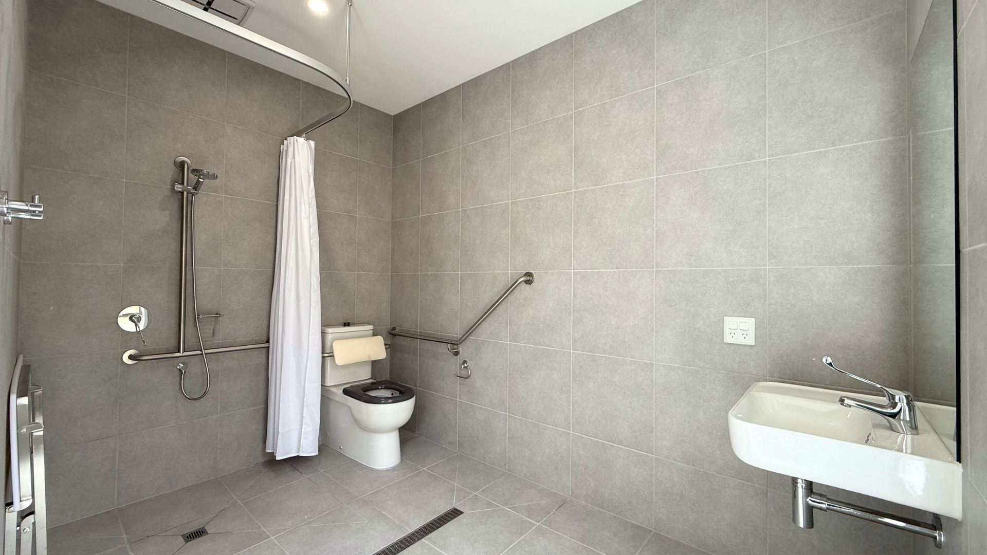 Stunning Accessible SDA Home in Clyde — Home image 10