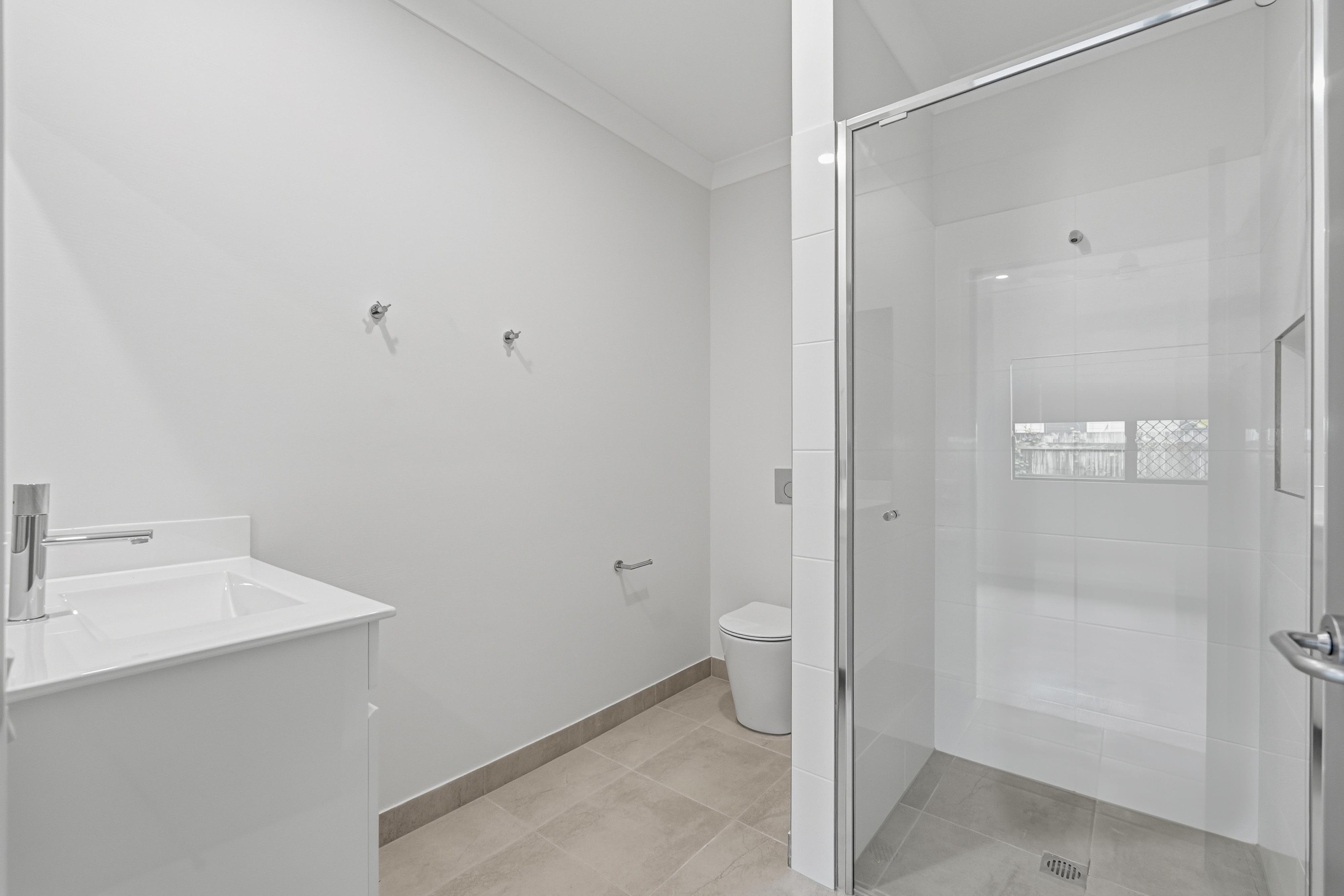 Pimlico QLD 4812 — Home image 4