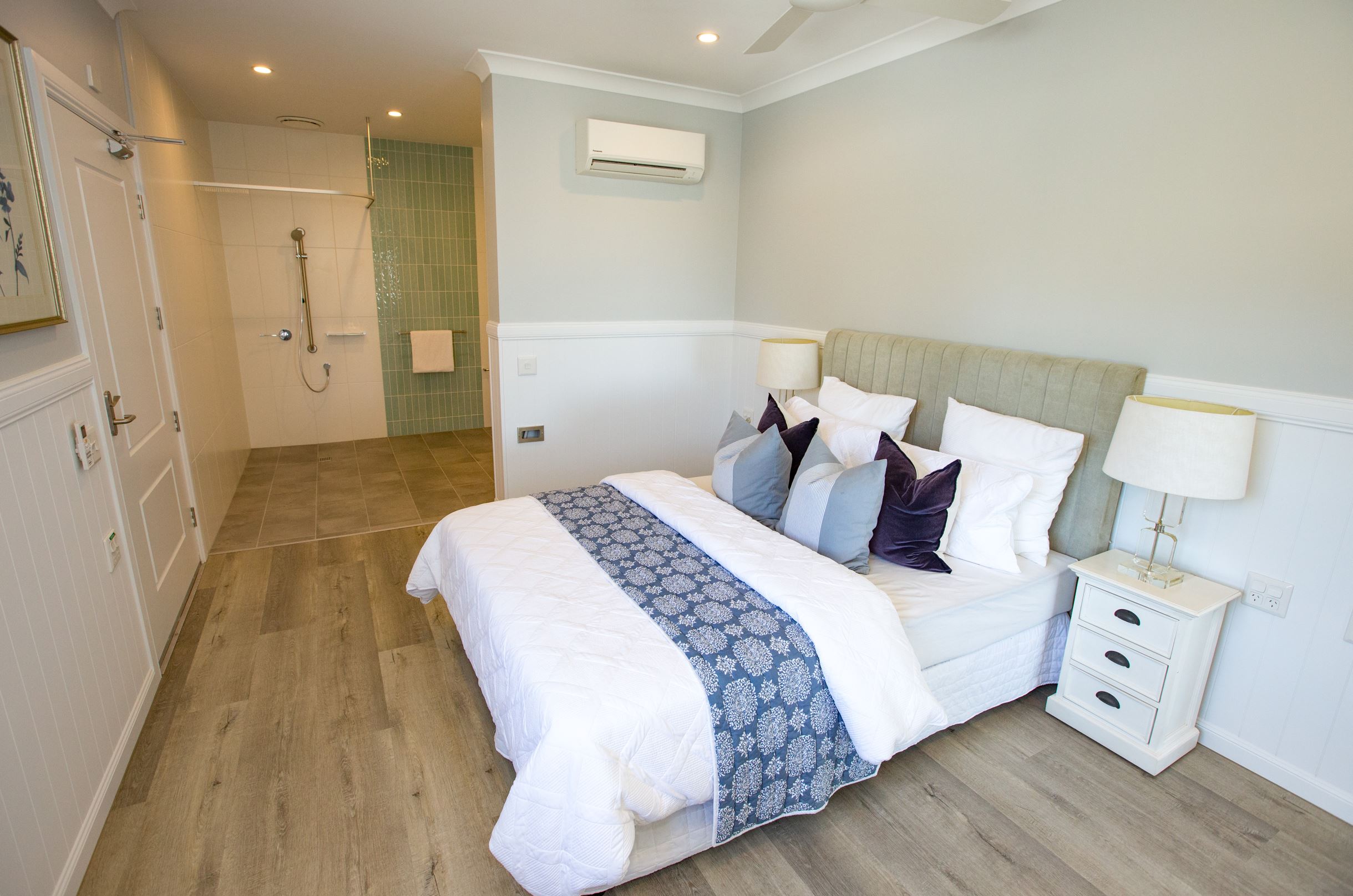 Coombe Avenue, Hope Island — Home image 4