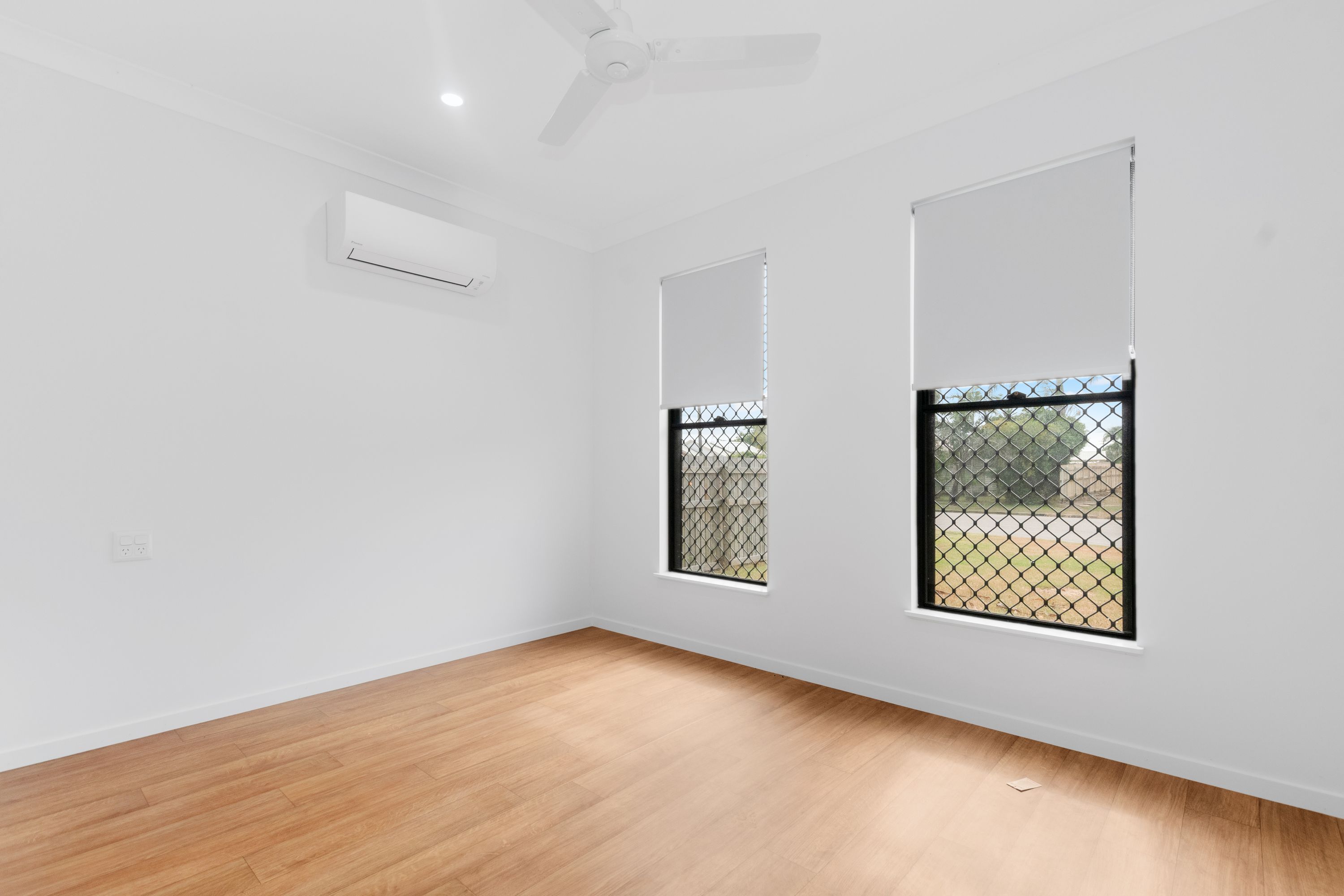 Unit 1/10 Loretta Court – Rasmussen — Home image 3