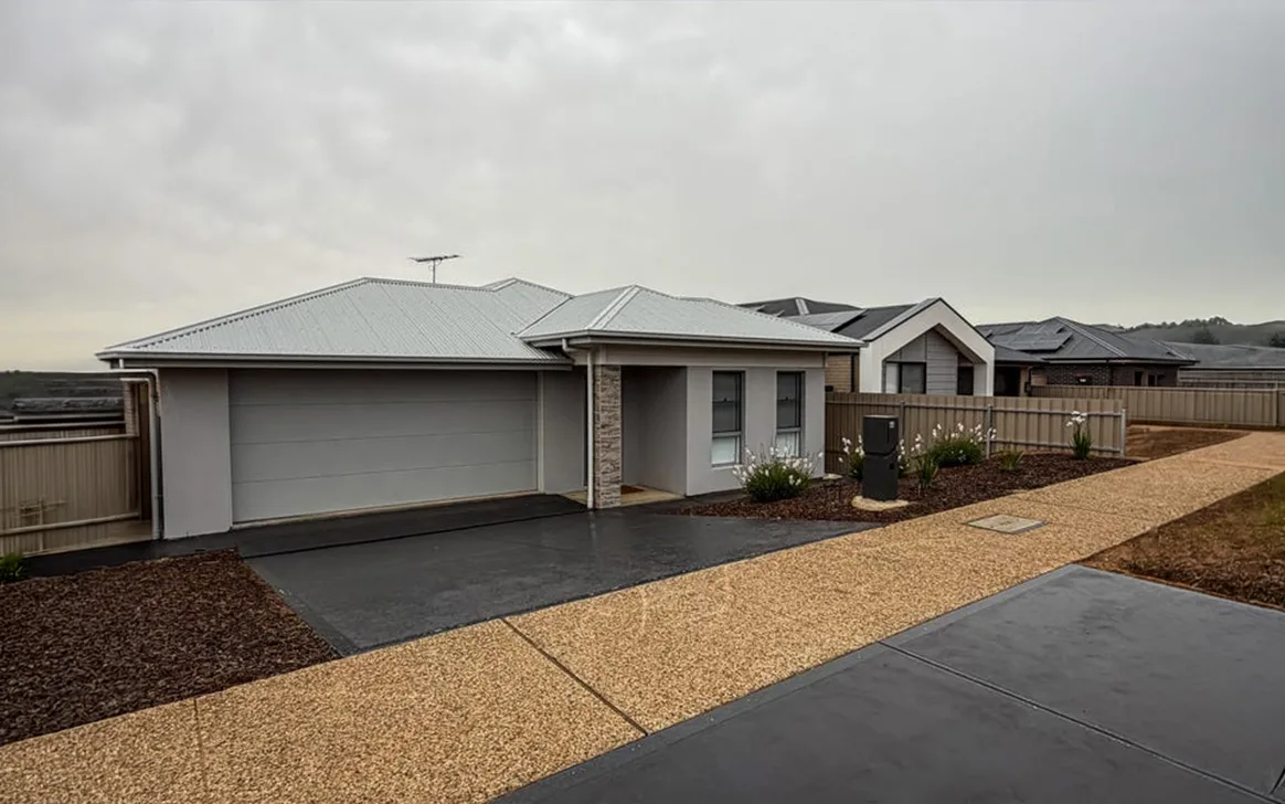 Spacious Newly Built 4-Bedroom SIL Murray Bridge in Murray Bridge