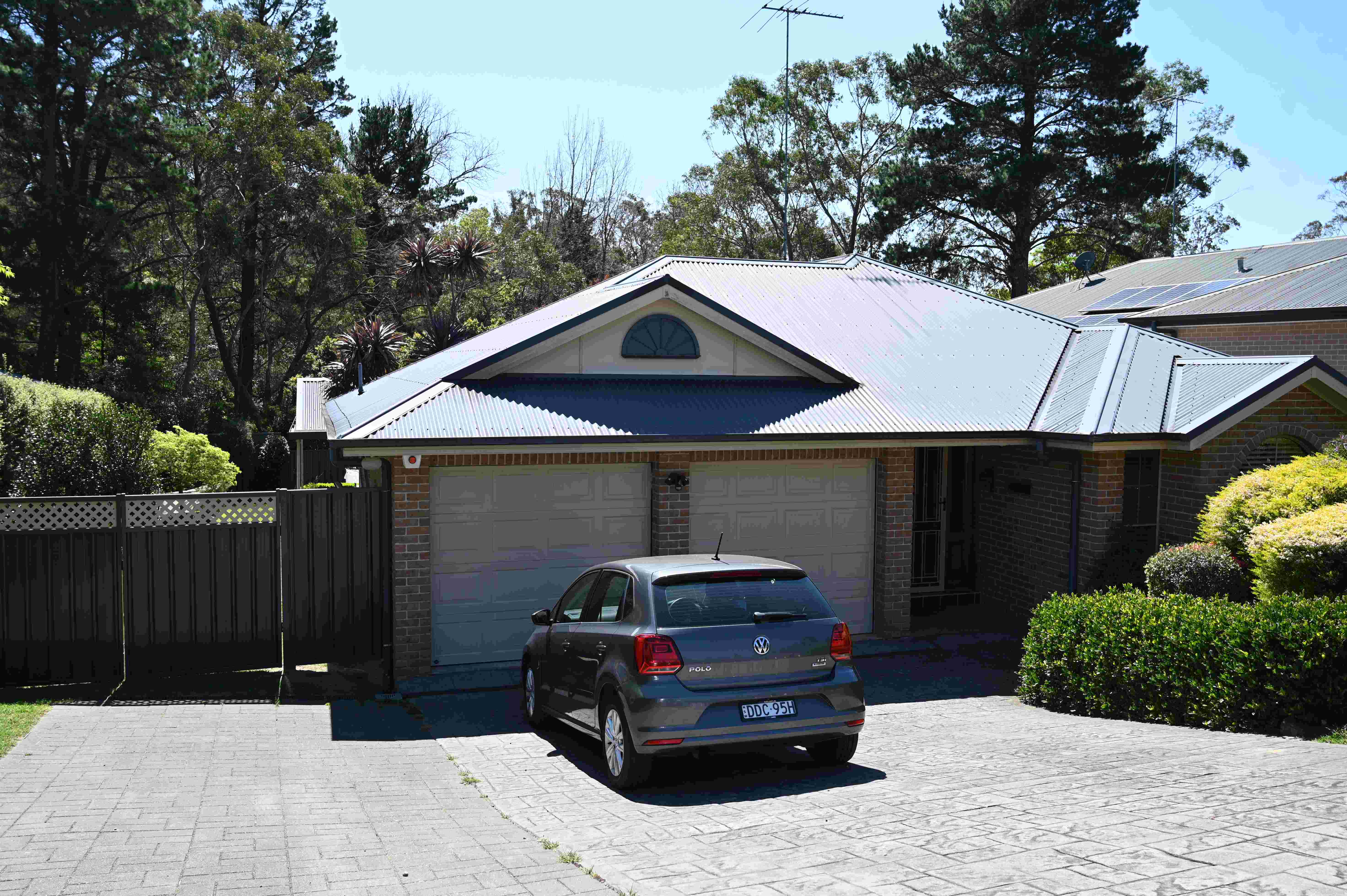 LOG BRIDGE HAZELBROOK — Home image 3
