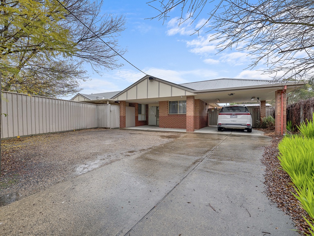 Morwell: Robust house in Morwell