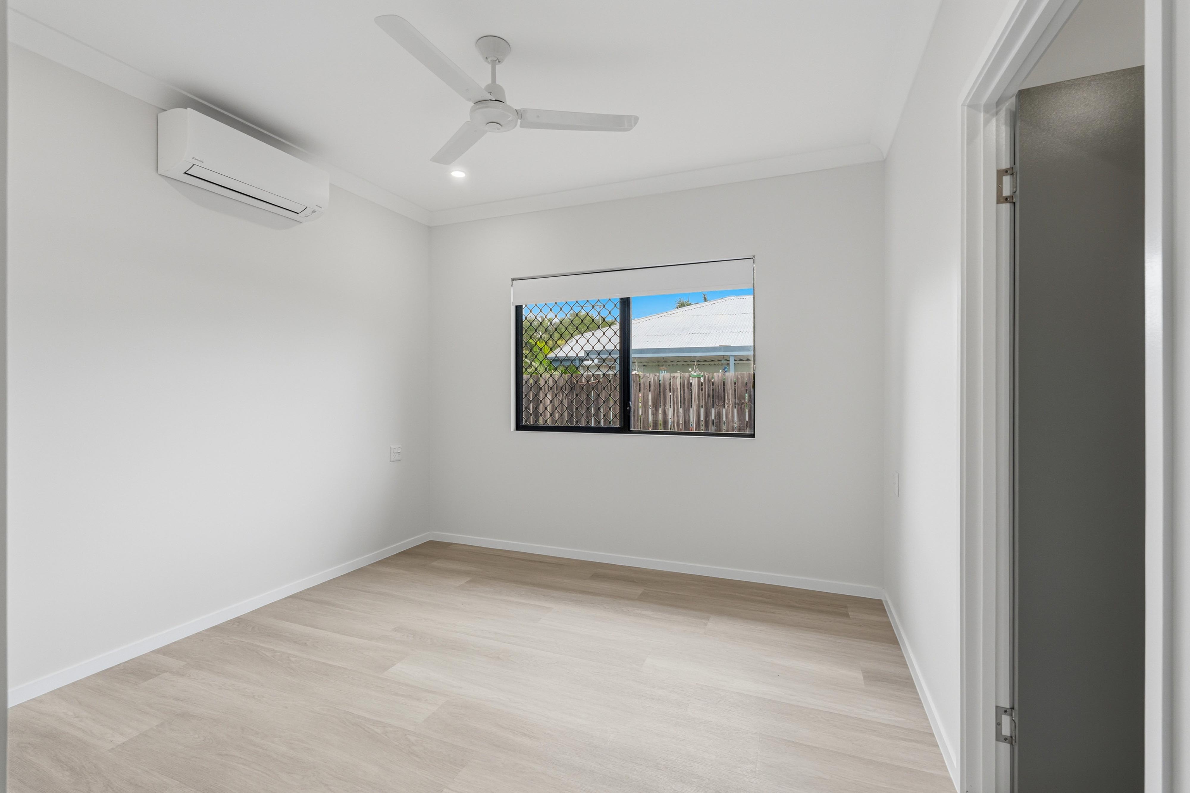 Pimlico QLD 4812 — Home image 11
