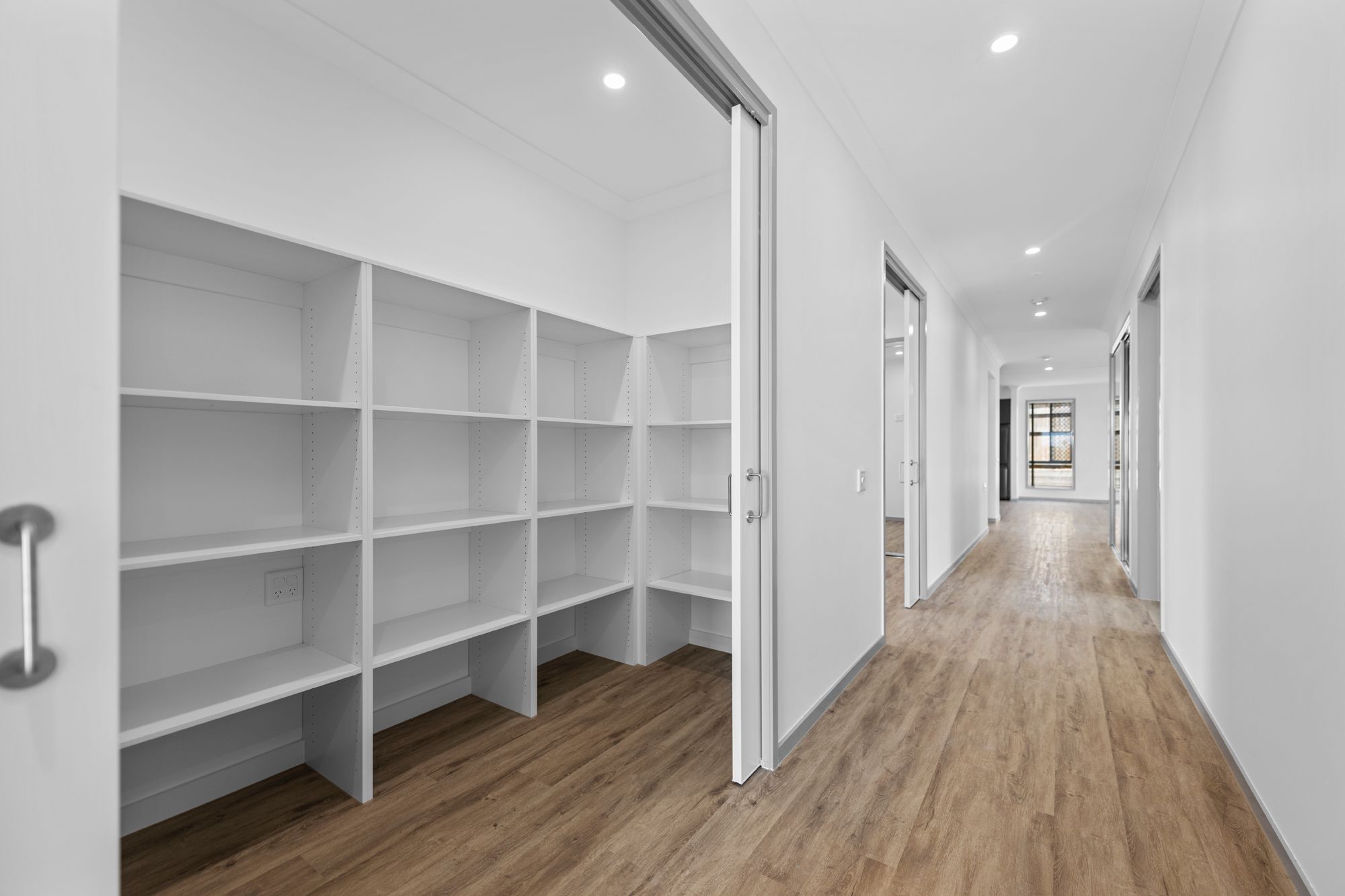 3 BR HPS Home with Ensuites & OOA – Rosewood in Rosewood