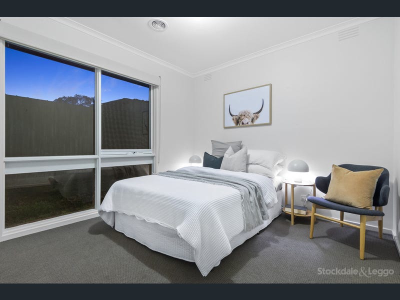 1 Tee Court, Frankston, Vic 3199 — Home image 4