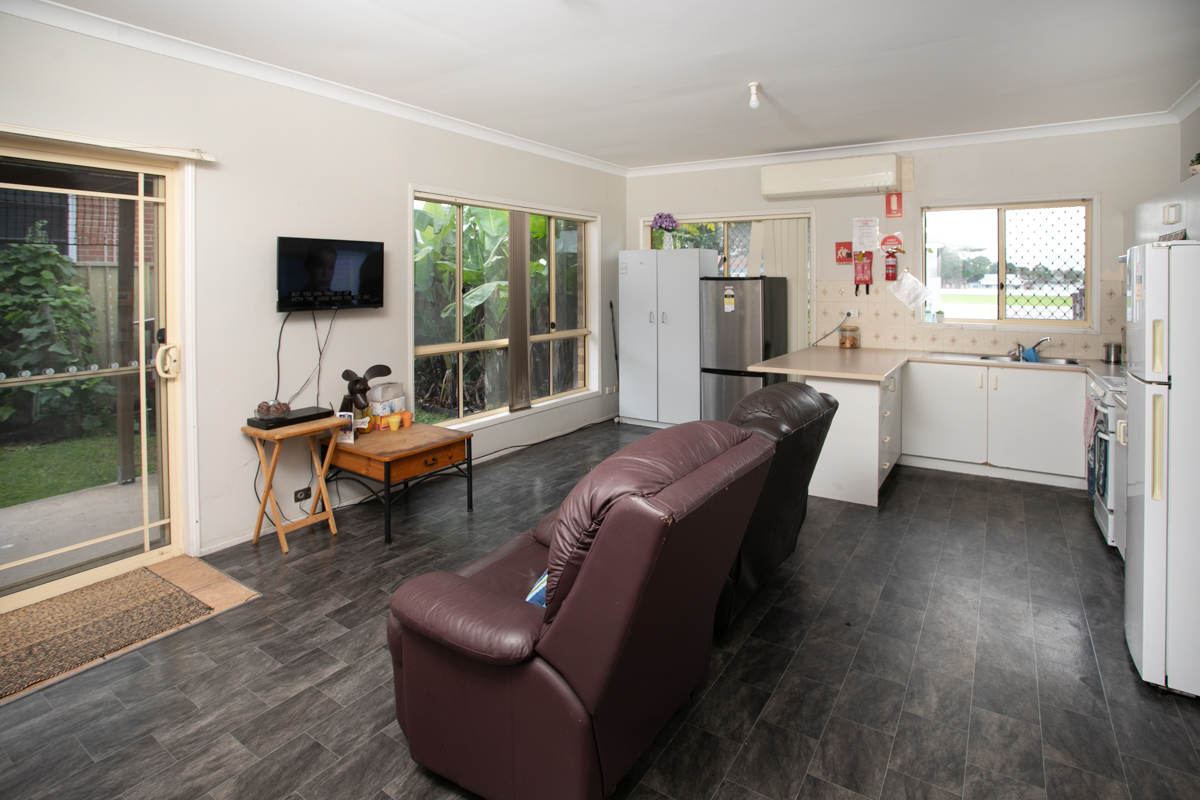 Broadmeadow, Newcastle — Home image 8