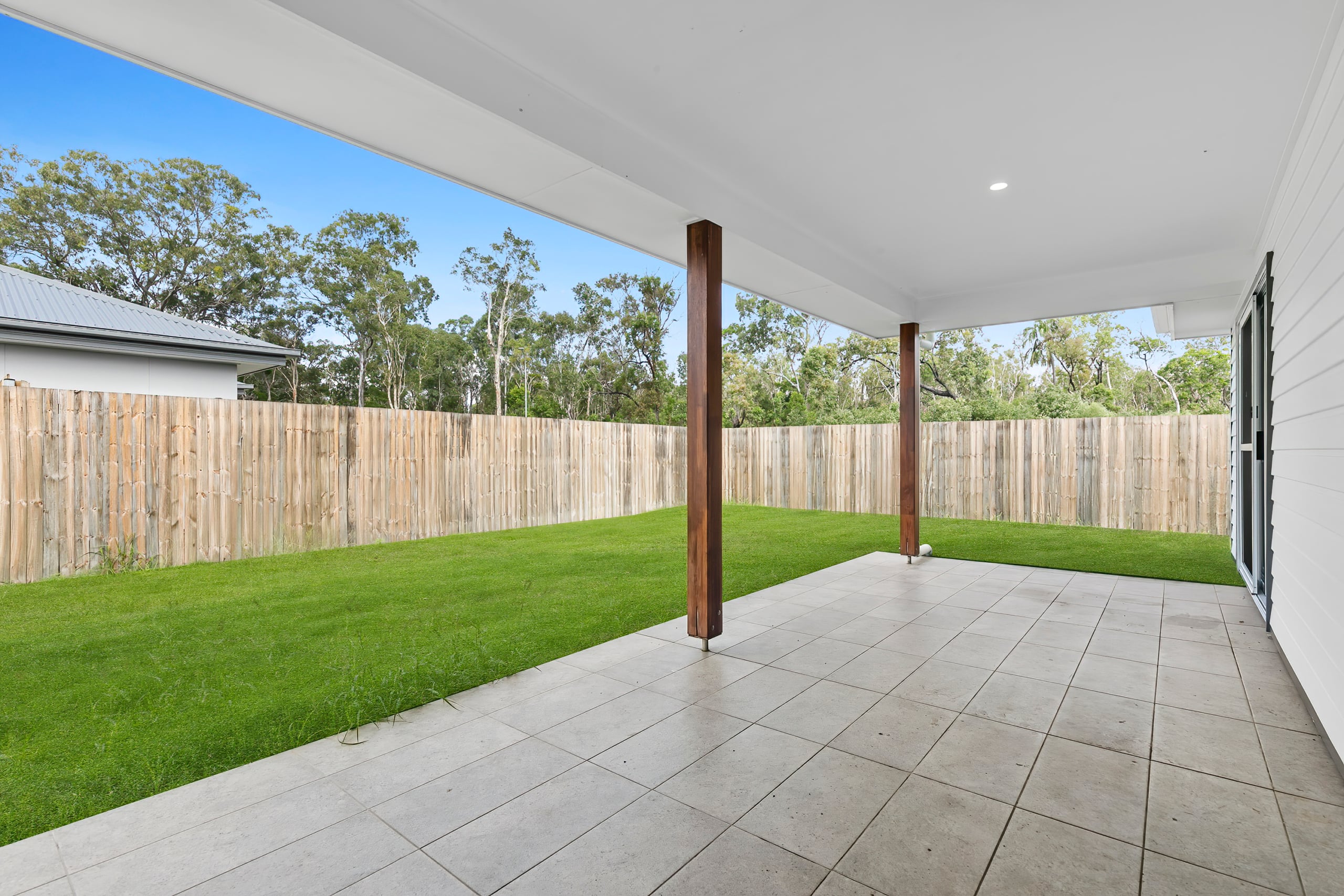 BURRUM HEADS, FRASER COAST, QLD – IMPROVED LIVEABILITY HOUSE — Home image 5