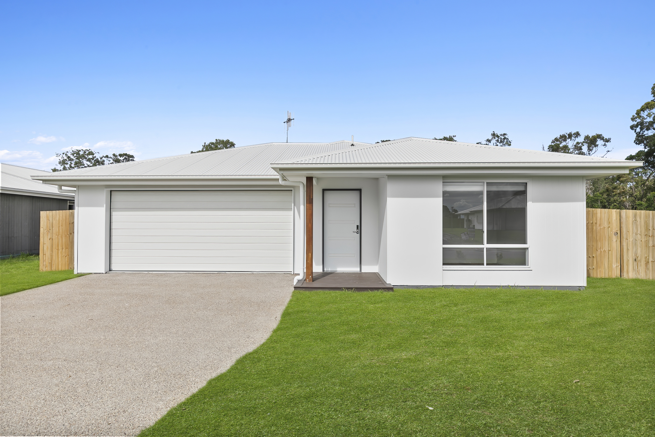 BURRUM HEADS, FRASER COAST, QLD – IMPROVED LIVEABILITY HOUSE — Home image 7