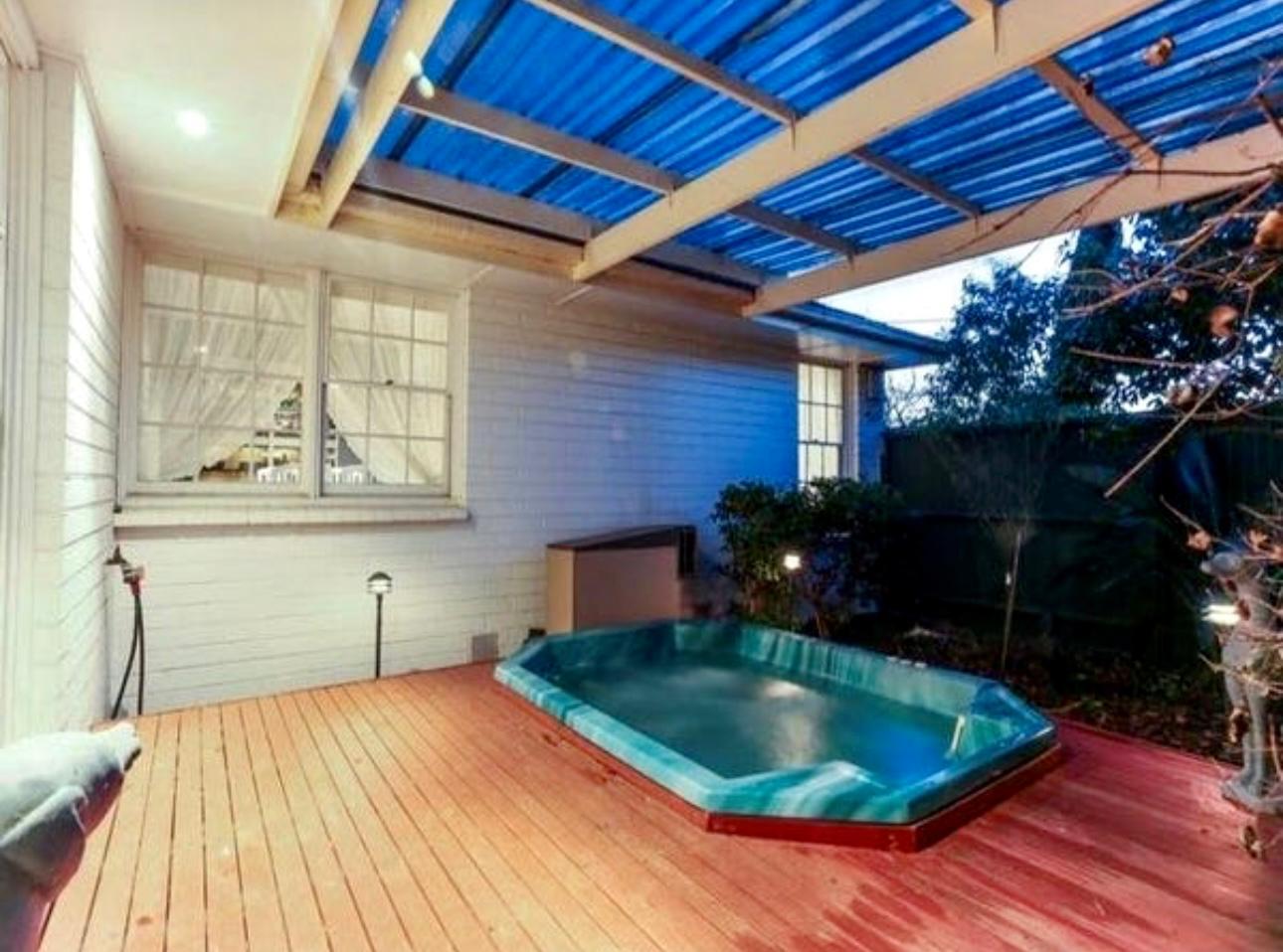 Fully accessible 4 bedroom SIL house-Newly renovated with Brand New Amenities — Home image 15