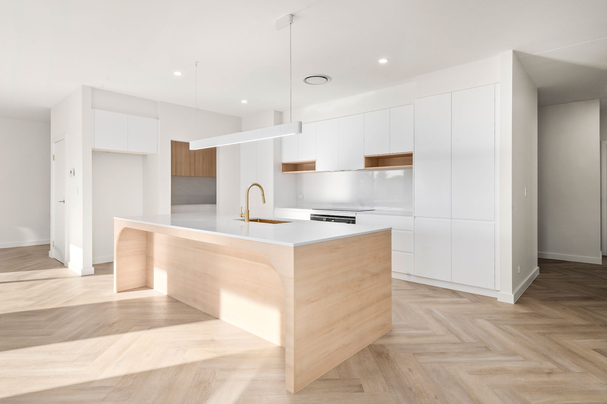 SIL - MOSS VALE - BRAND NEW HOME!! (why live in an older home?) — Home image 2