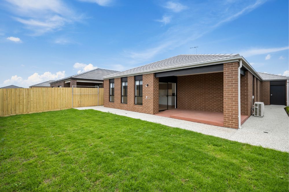 Modern 4-Bedroom HPS - Produce Drive, Mambourin — Home image 15