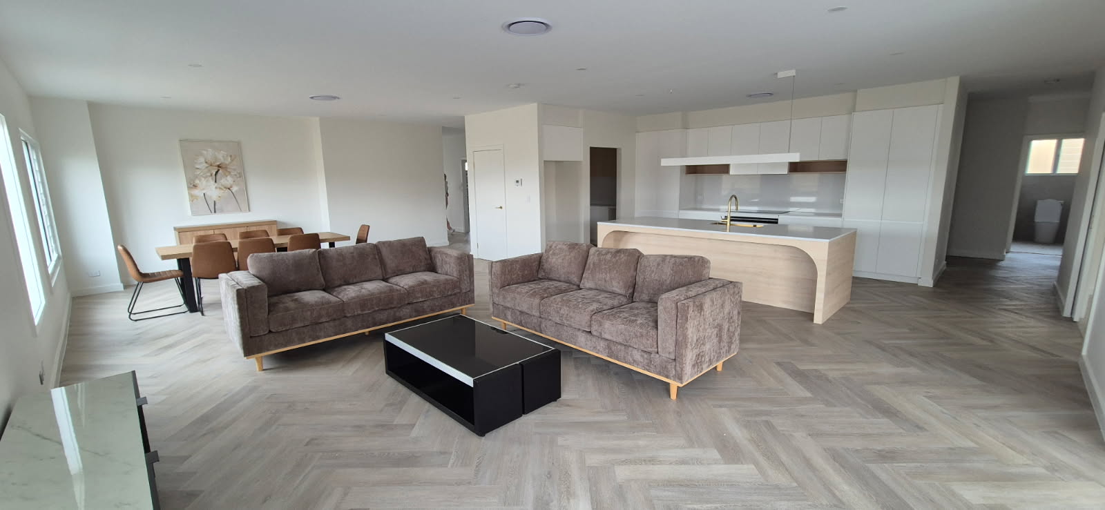SIL - MOSS VALE — Home image 5