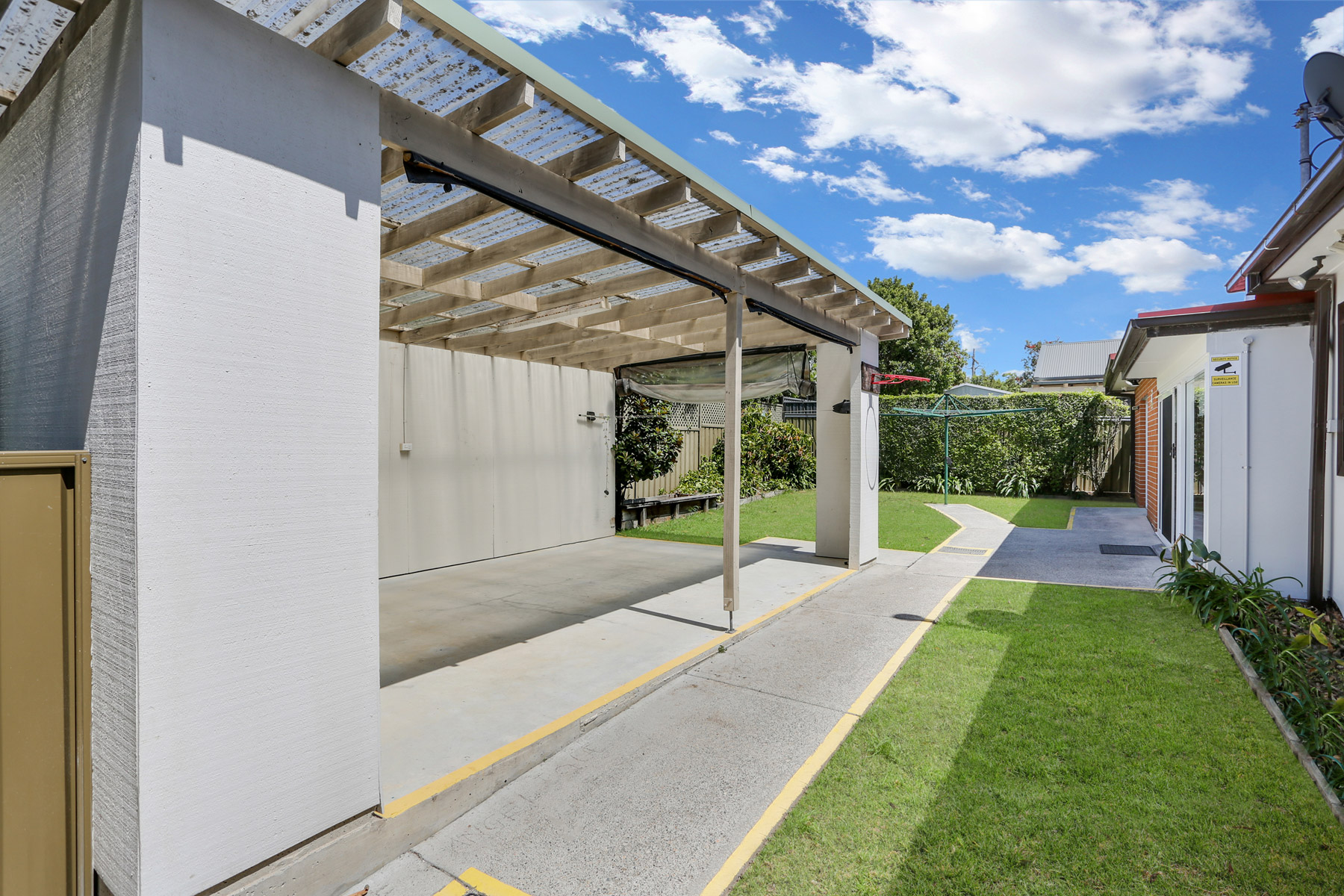 Caringbah — Home image 8