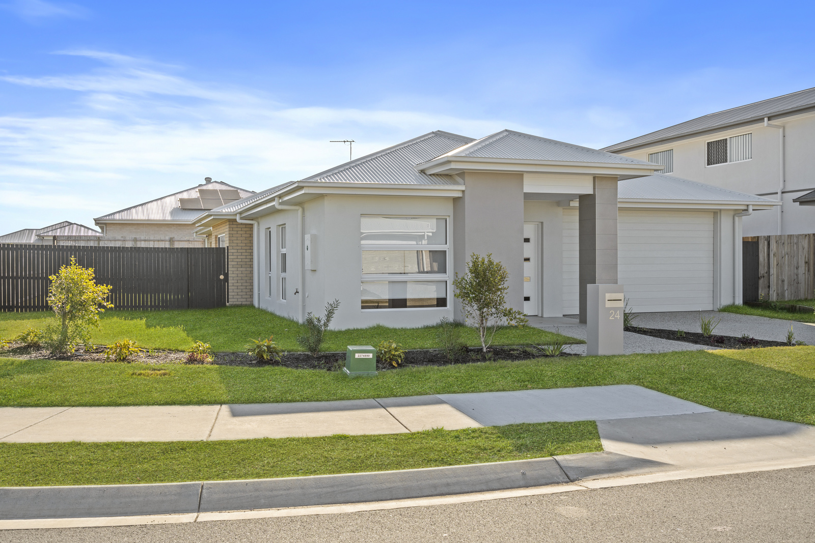 REDLAND BAY QLD – HIGH PHYSICAL SUPPORT HOUSE — Home image 2