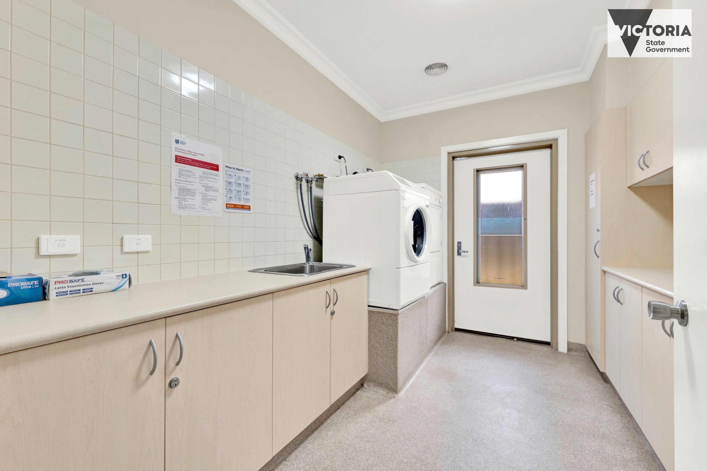 Don't miss this spacious living in Glenroy! — Home image 7