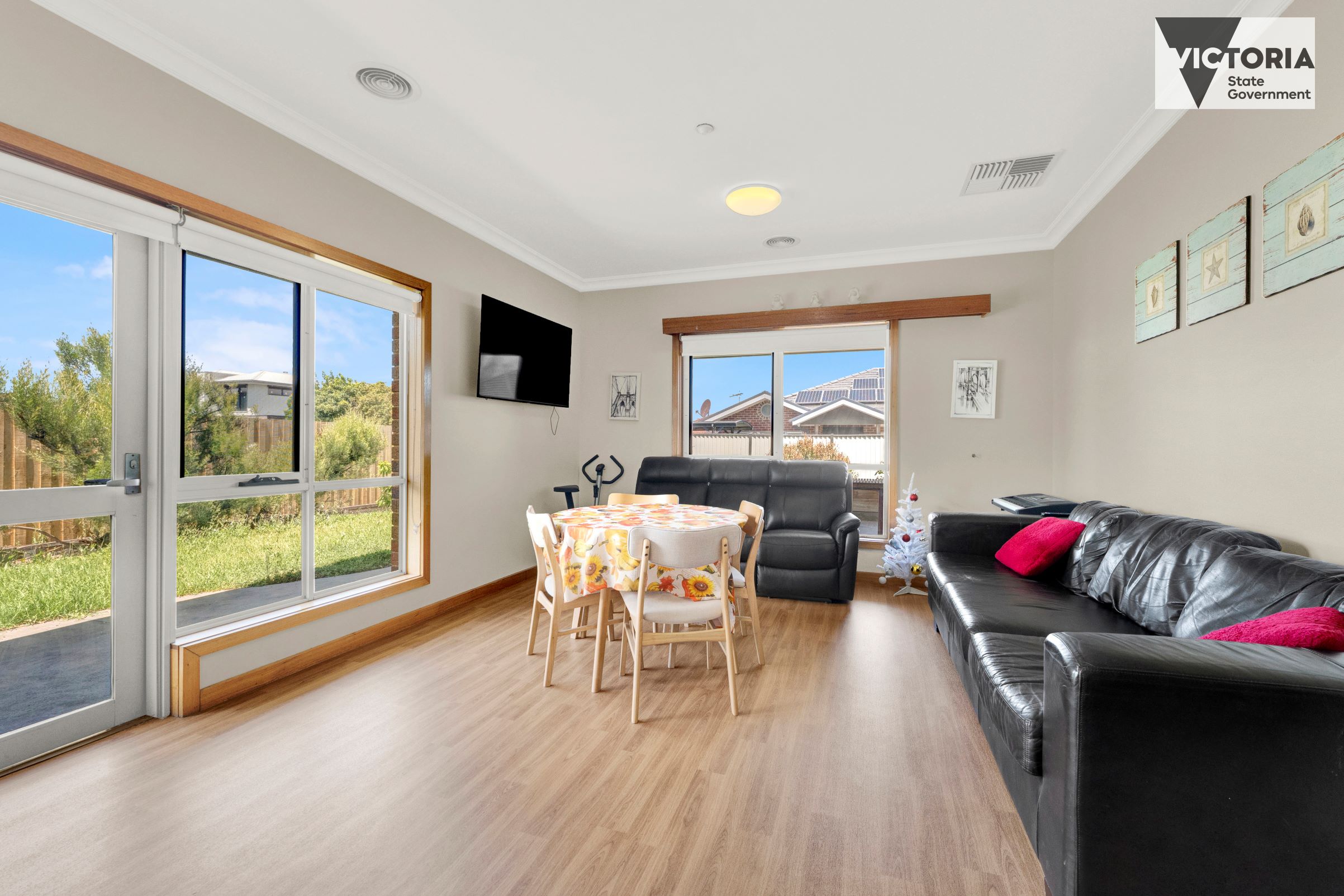 Don't miss this spacious living in Glenroy! — Home image 8