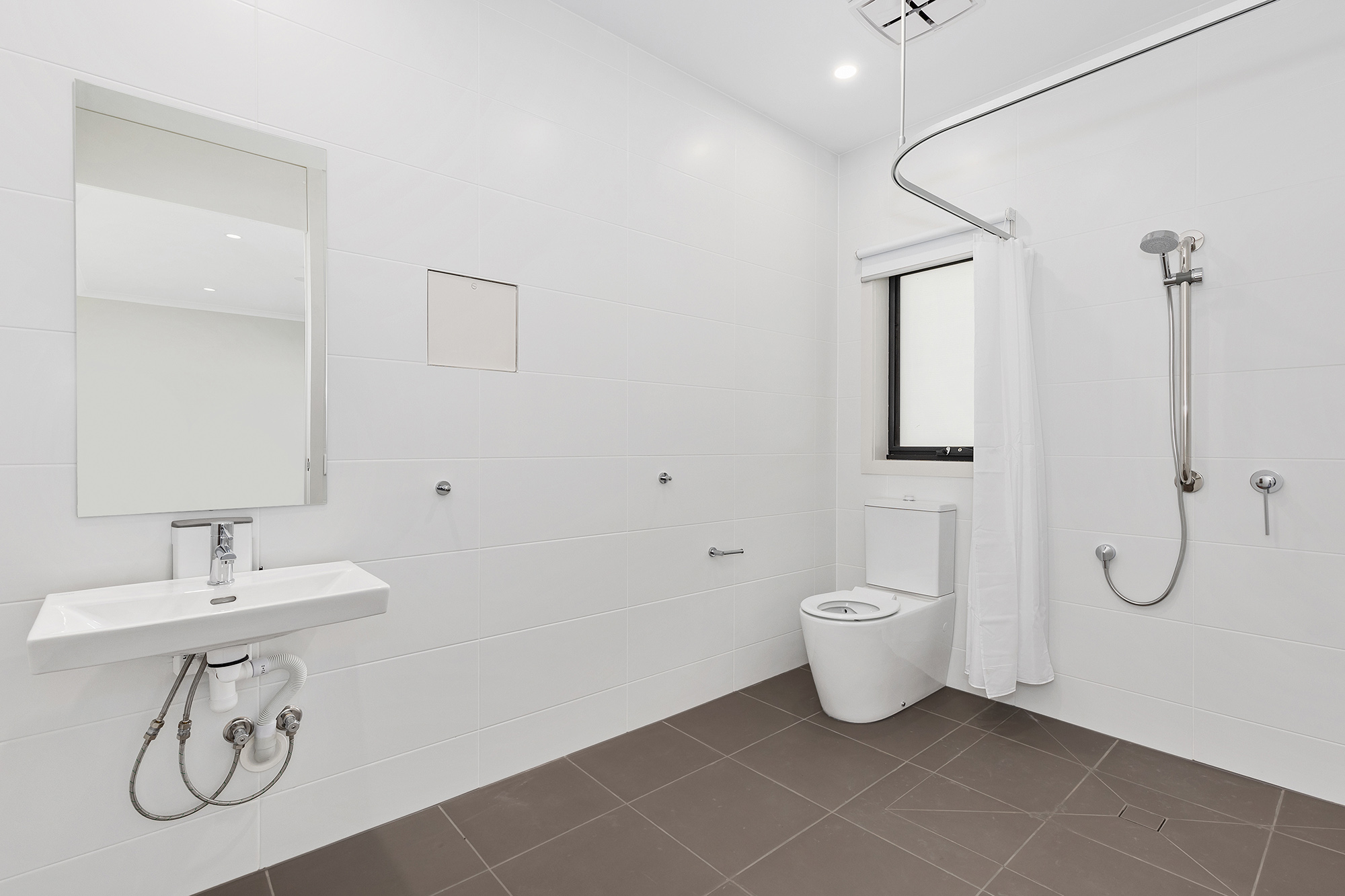 Modern SDA in beautiful Sunbury — Home image 6