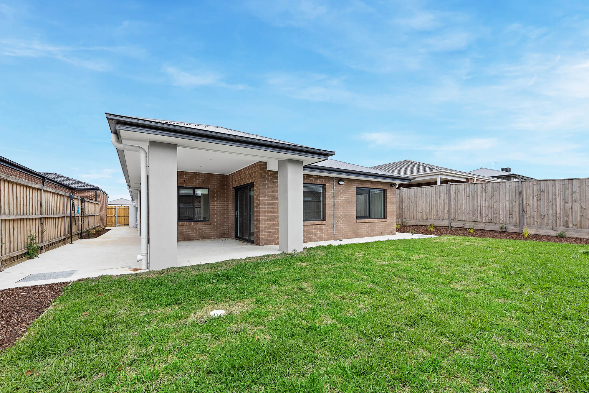Modern SDA in beautiful Sunbury — Home image 7