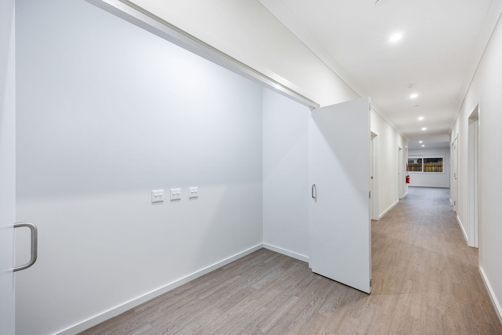 Modern SDA in beautiful Sunbury — Home image 14